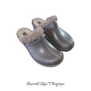 Ladies Crocs Cobbler Leather Clog Mules with Fur Lining size 9 Brown free ship